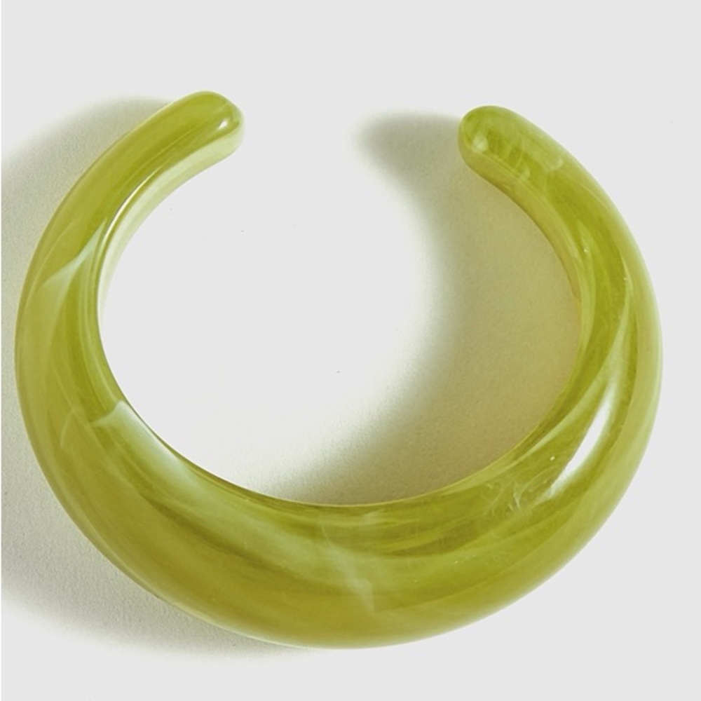NWT Commense Halation Resin Bracelet Bangle, Green Chartreuse